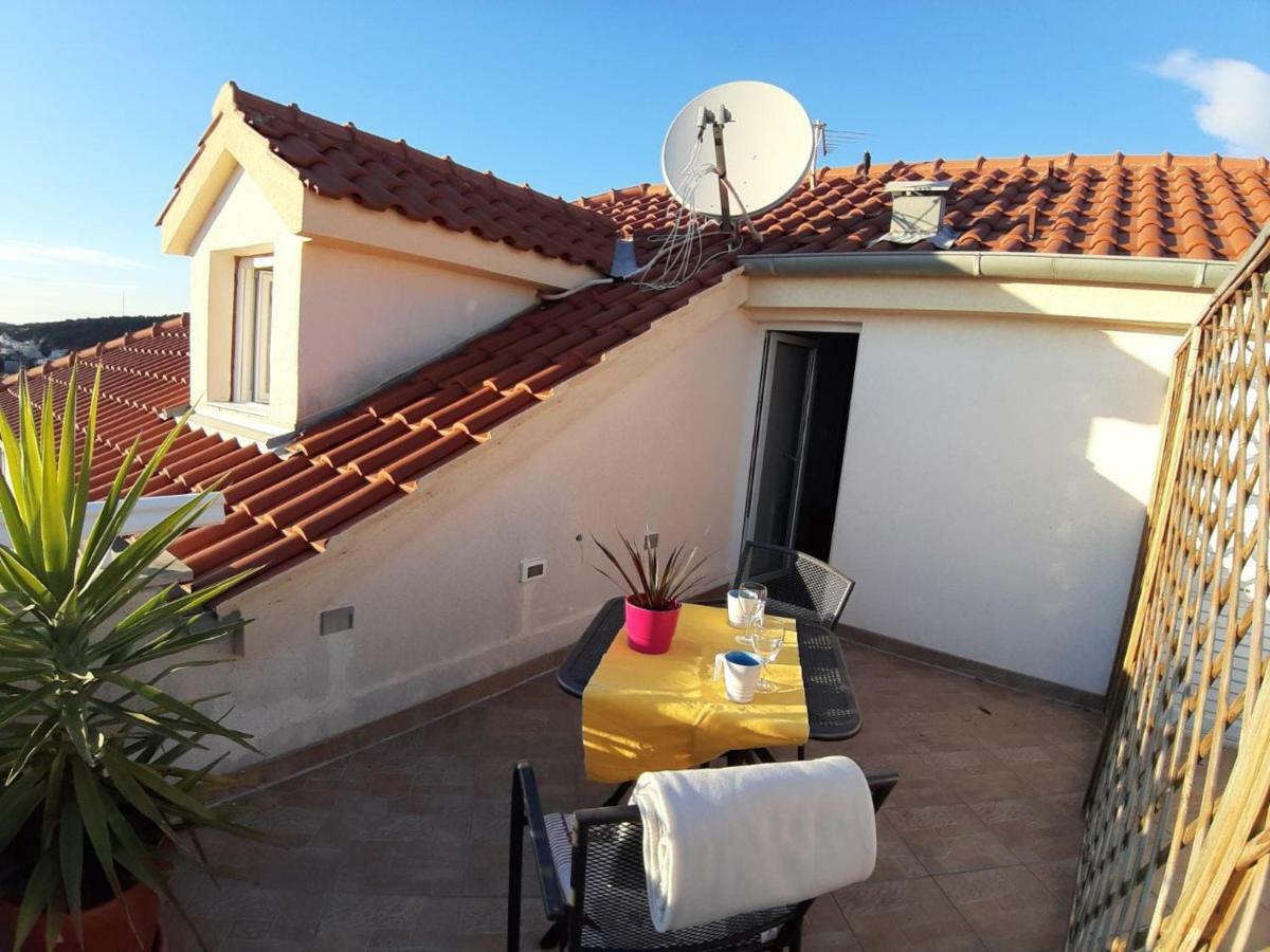 Apartment Place 2 Stay Hvar Town Exterior foto